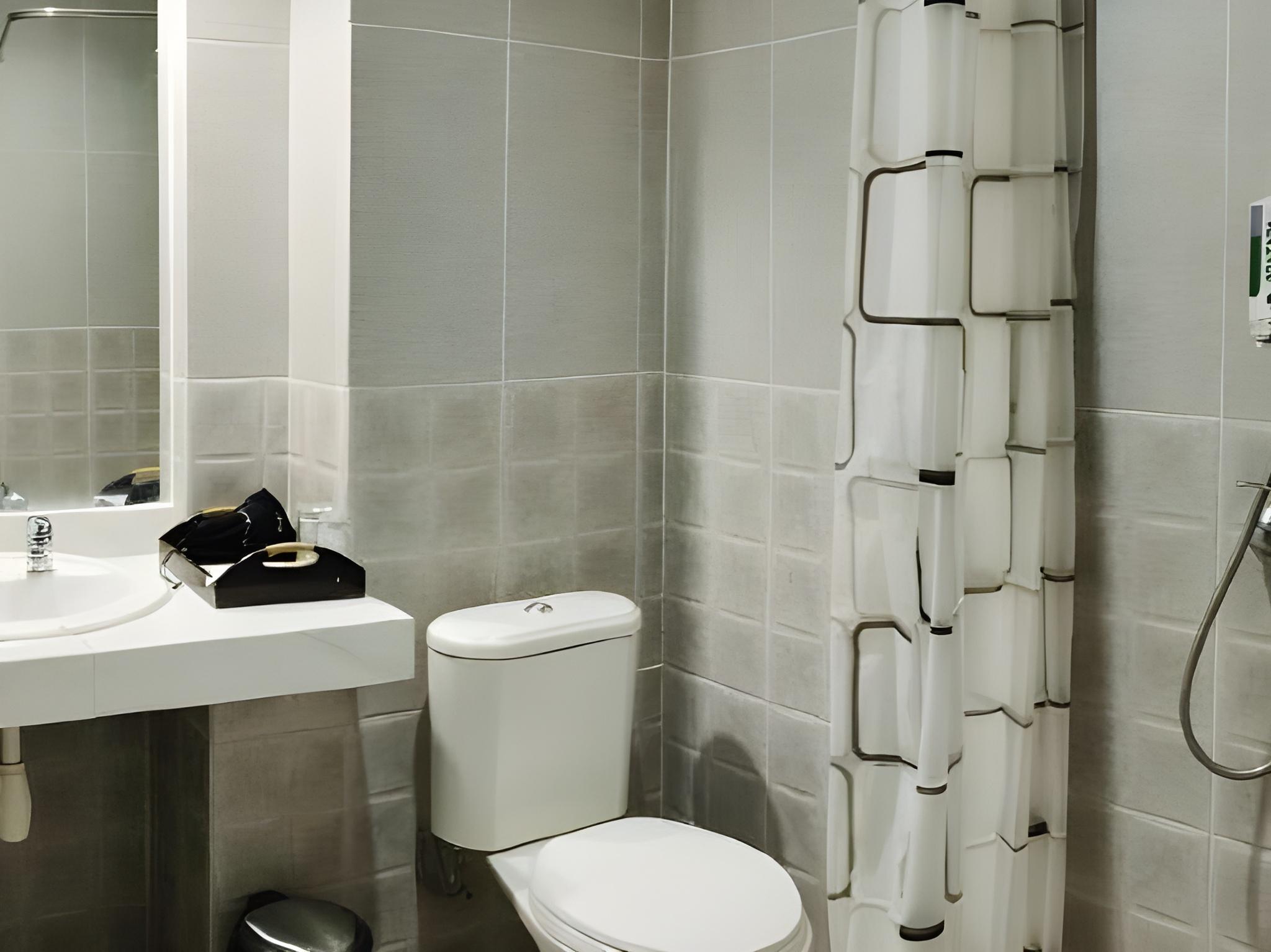 Batu Wonderland Water Resort Hotel 34/35