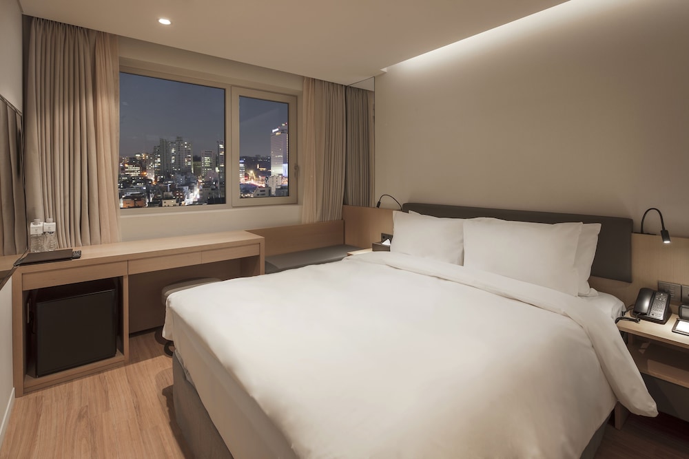 HOTEL URI& 31/60