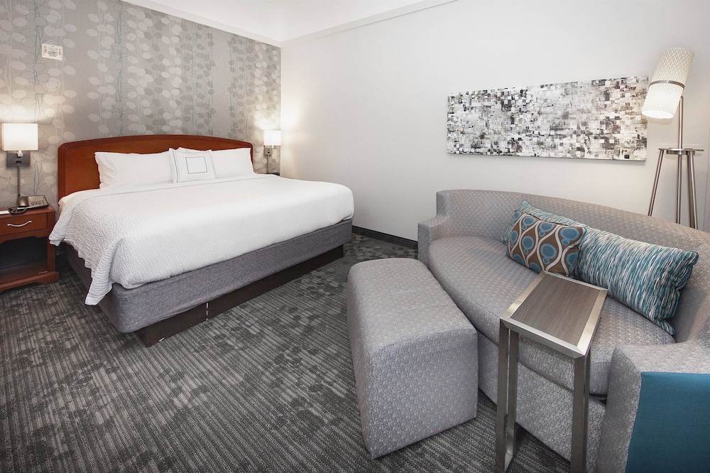 Courtyard By Marriott Valdosta 10/35
