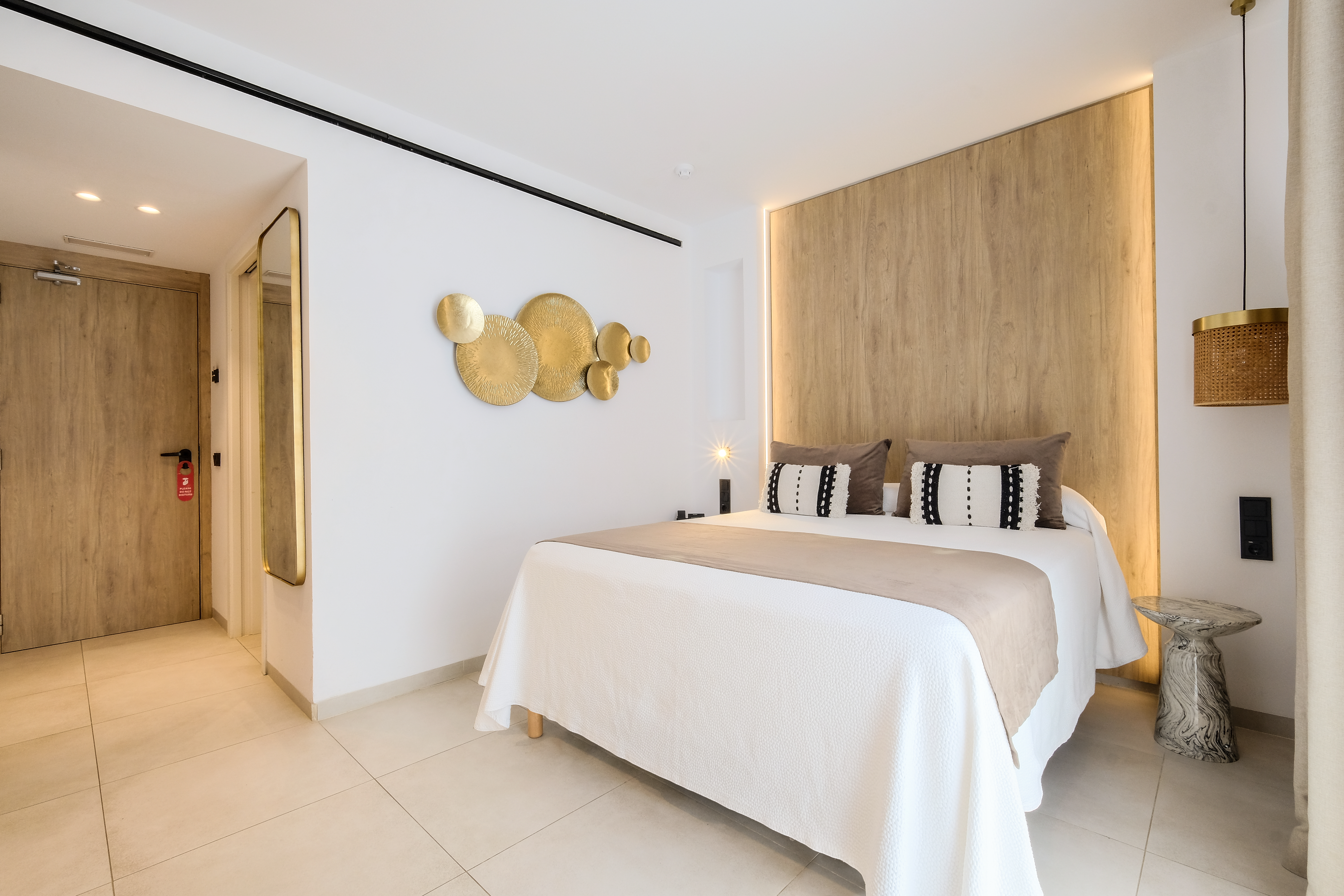 Room, Double Bed