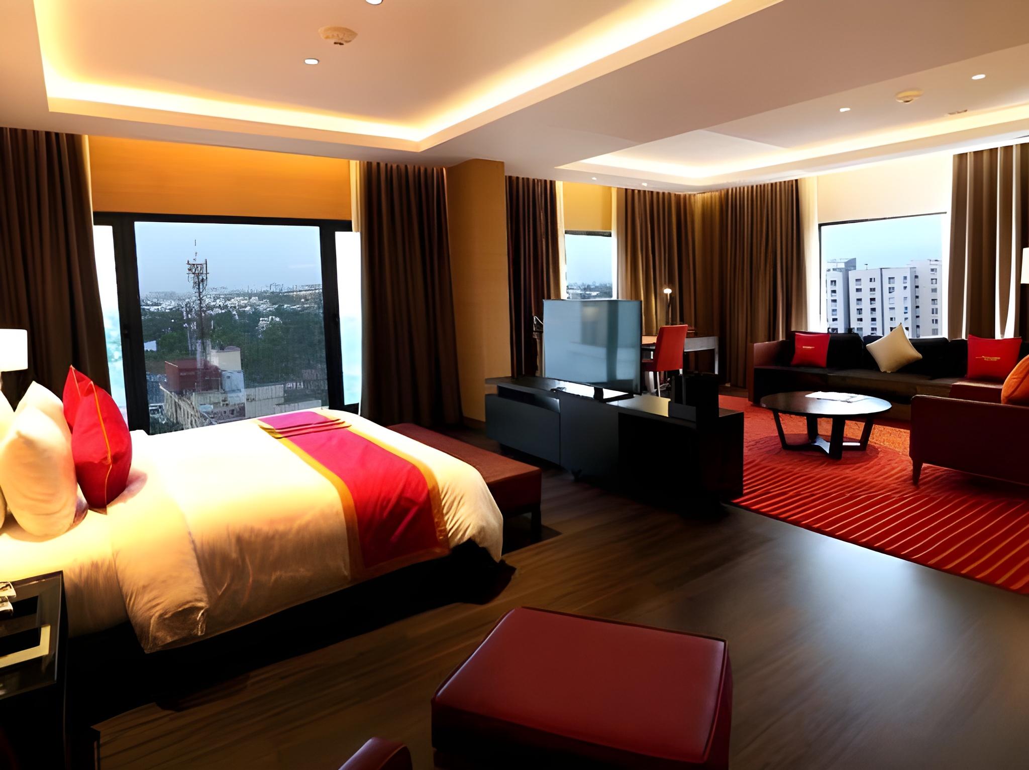 PRESIDENTIAL, SUITE
