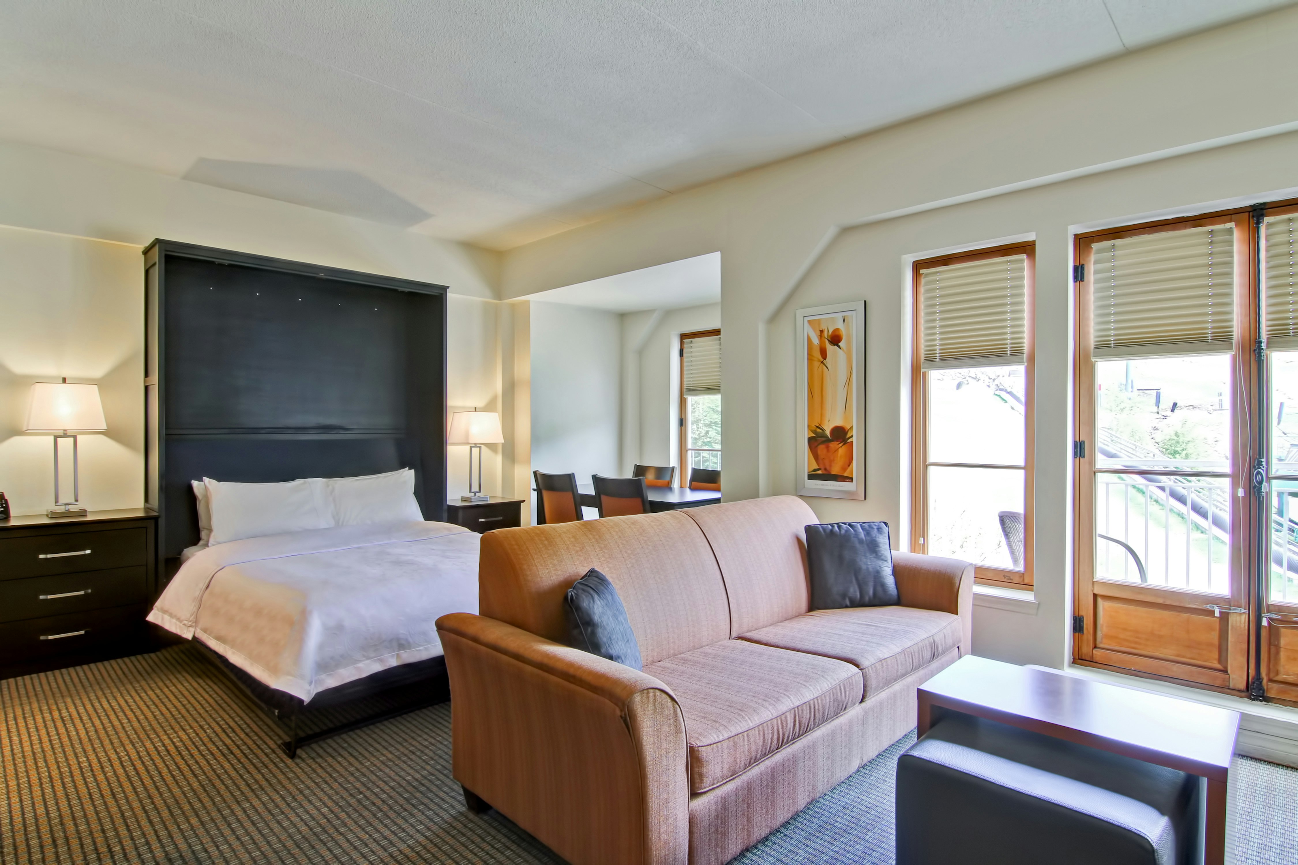 Studio, Suite, Murphy Bed