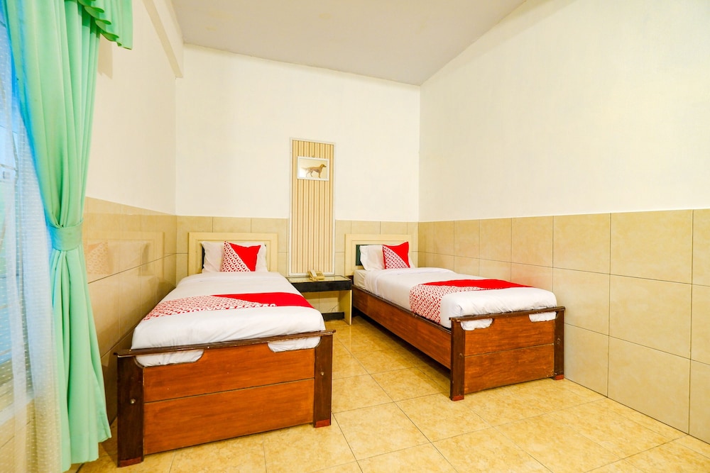 OYO 2855 Sartika Hotel Pati 25/42