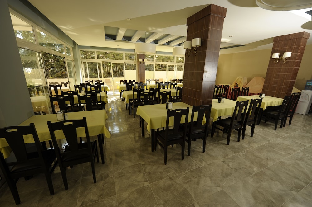 AKDORA ELITE HOTEL & SPA 54/61