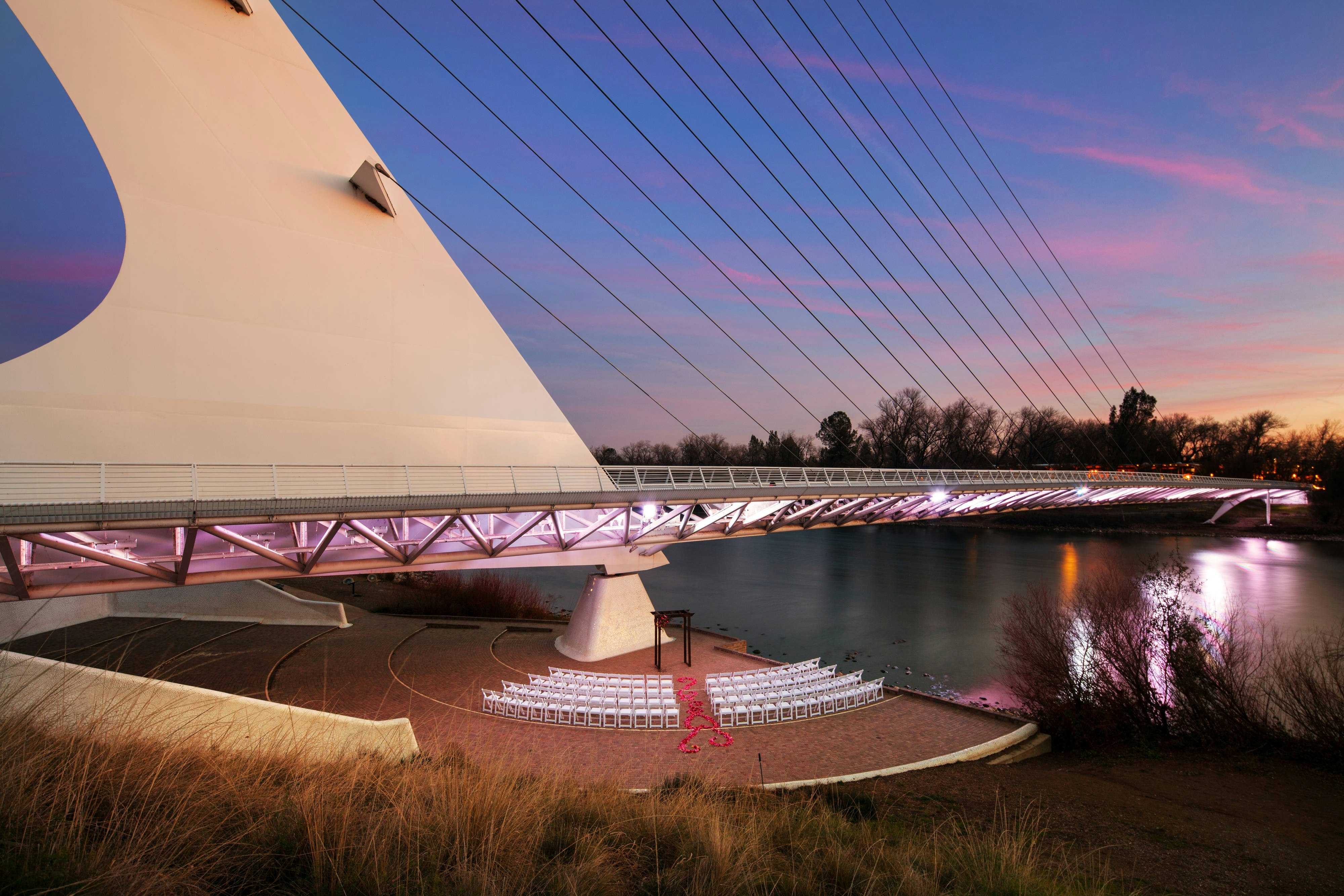 SHERATON REDDING HOTEL AT THE SUNDIAL BRIDGE 52/57