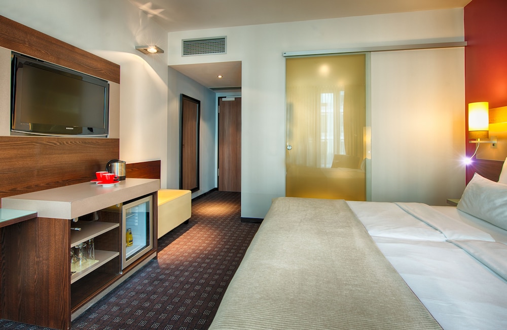 Leonardo Royal Hotel Munich 12/70