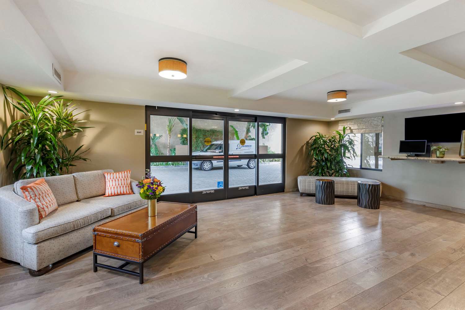 Best Western Plus Anaheim Inn 41/59