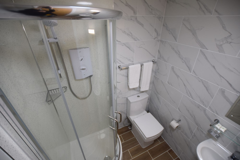 Premierlux Serviced Apartments 59/62