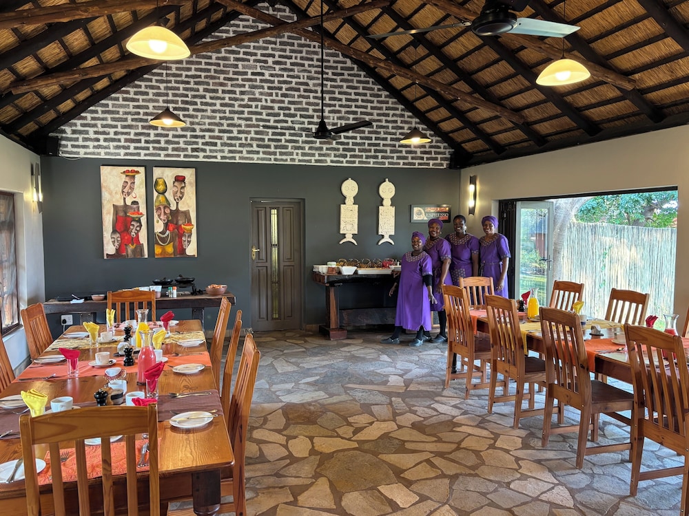 Mohlabetsi Safari Lodge 39/50