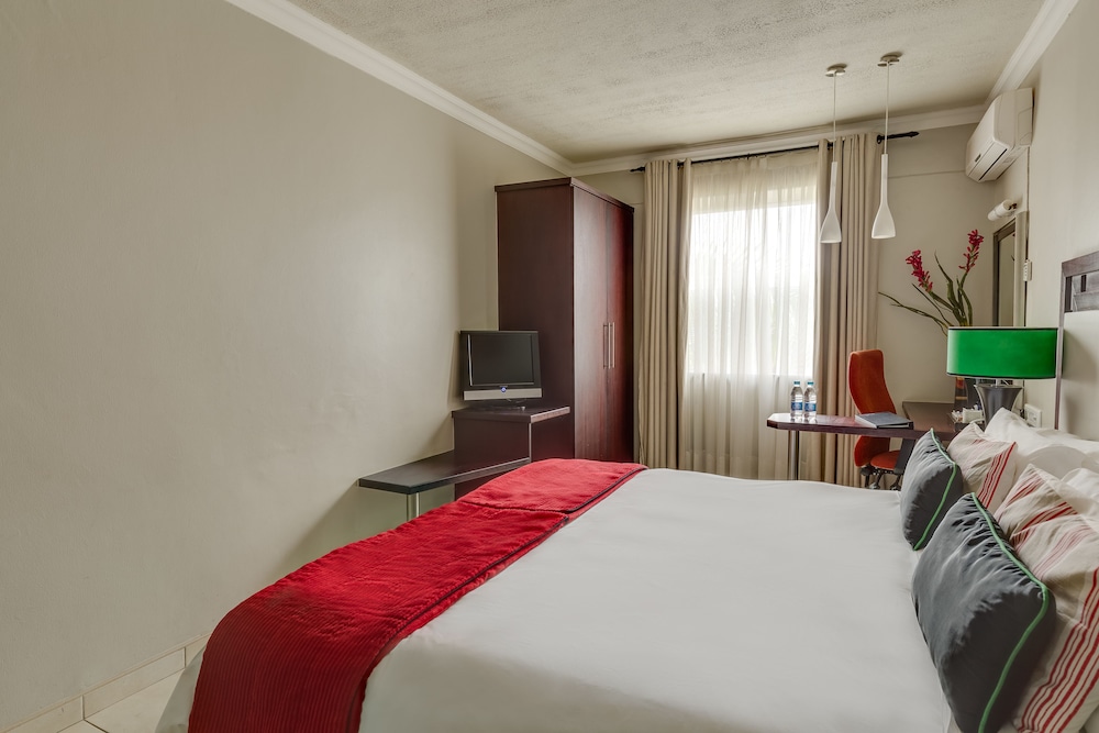 Bon Hotel Empangeni 13/79