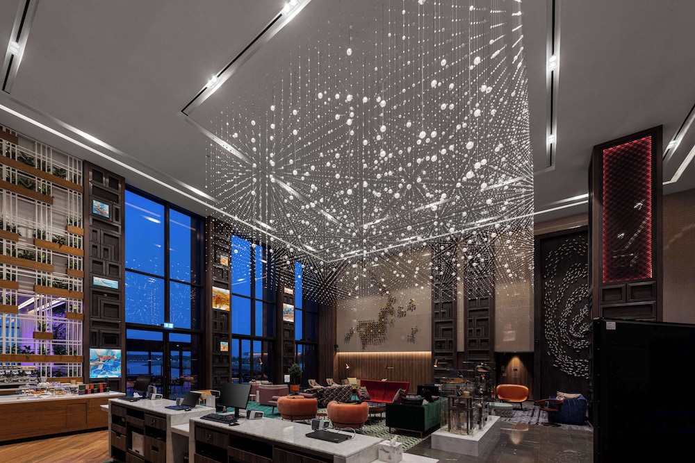 Hyatt Centric Jumeirah Dubai 10/50