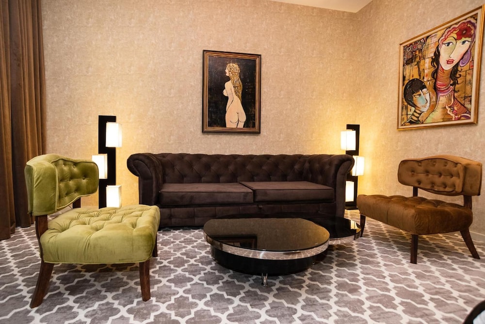 Gallery Art Hotel 19/41