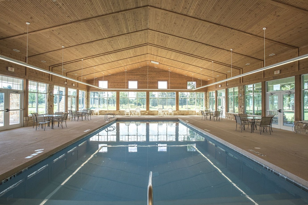 Swan Lake Resort 12/26
