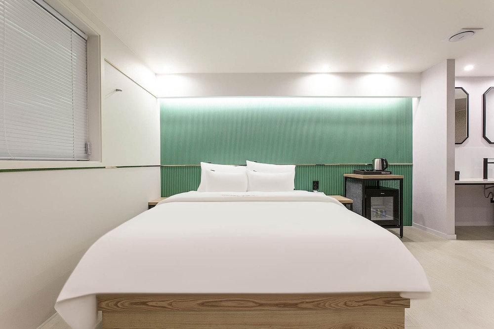Hotel Tomgi 19/99