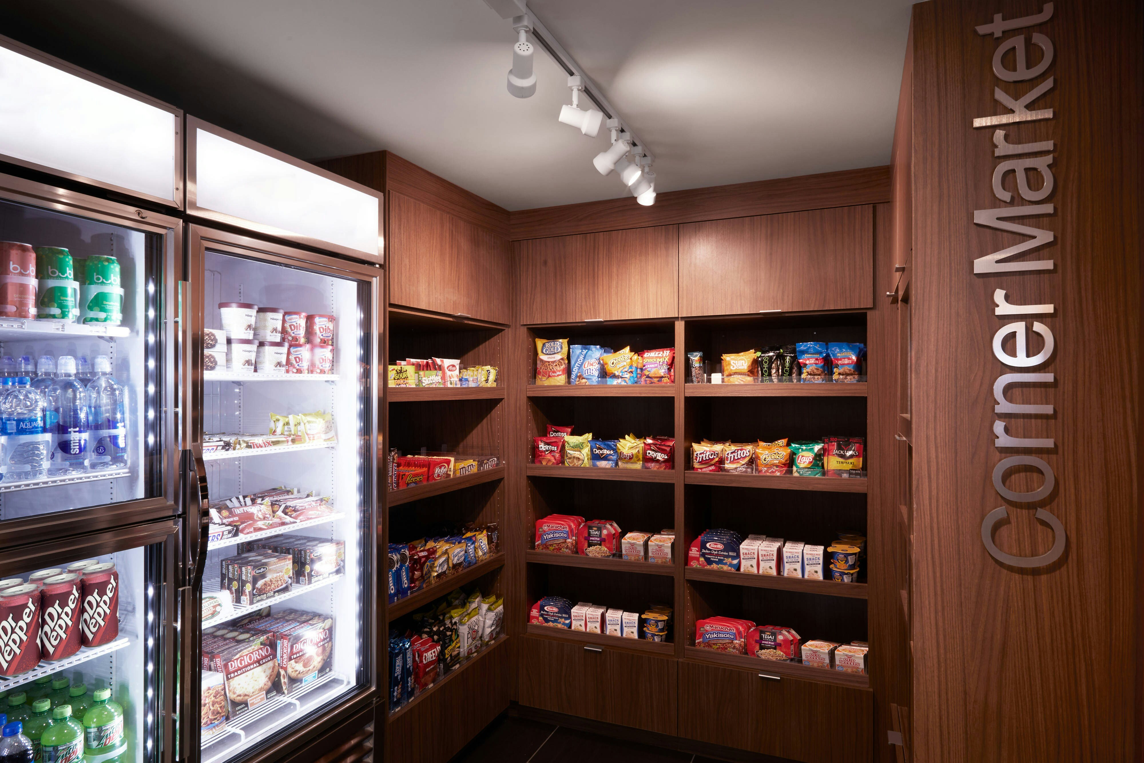 Fairfield Inn Suites By Marriott Camarillo 48/50