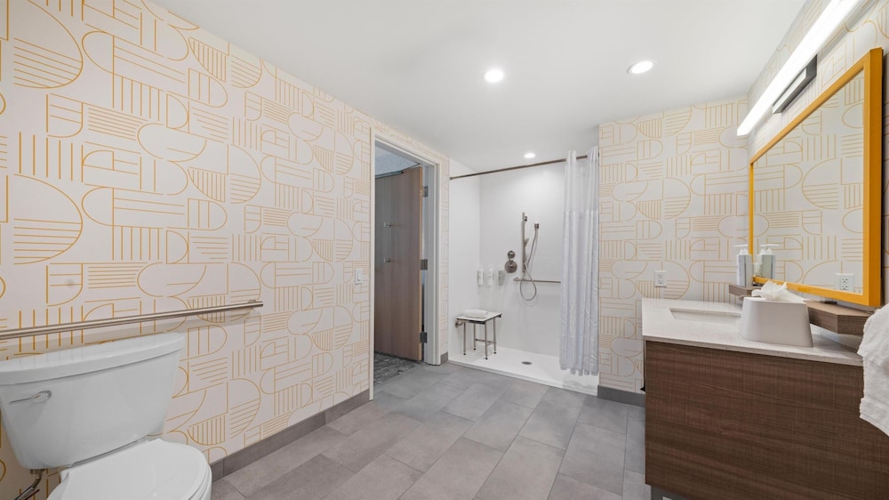 Home2 Suites by Hilton Pasco Tri-Cities Airport 56/57