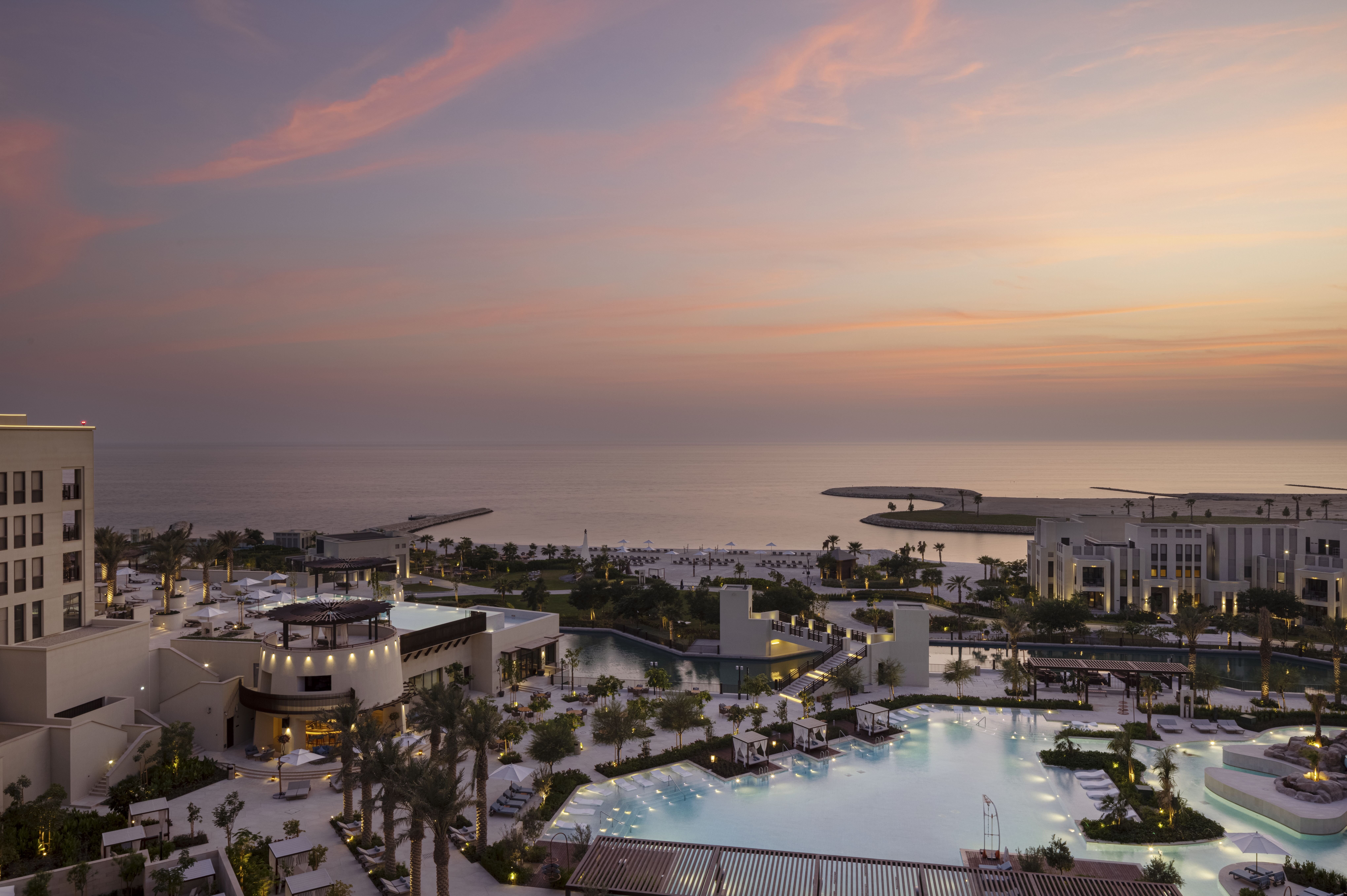 Jumeirah Gulf of Bahrain 27/34