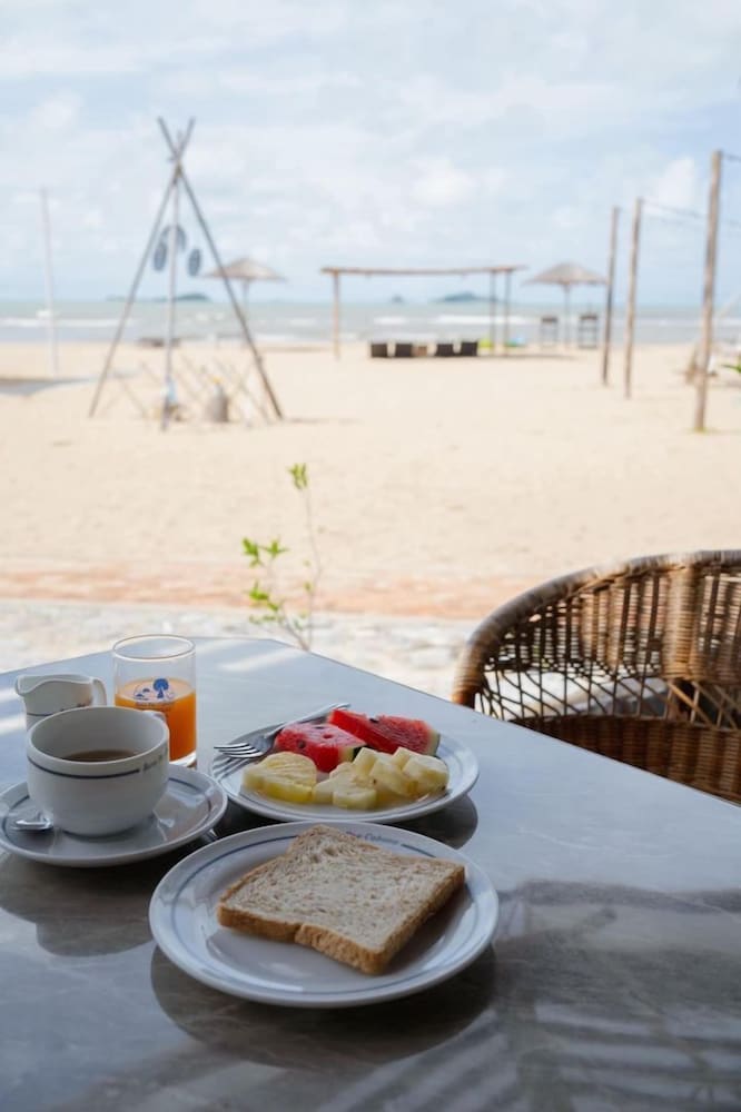 Bann Pae Cabana Hotel And Resort 33/61