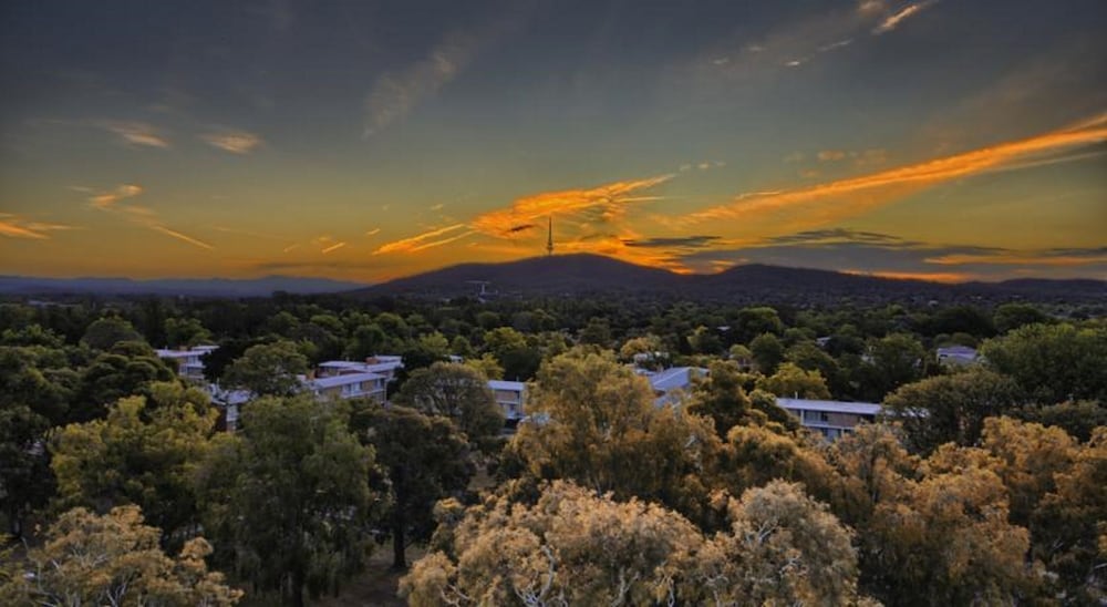 Canberra Rex Hotel 52/67