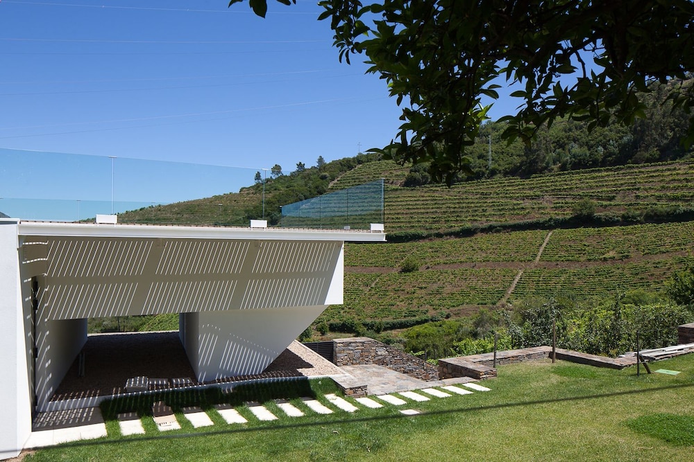Quinta De Casaldronho Wine Hotel 59/60