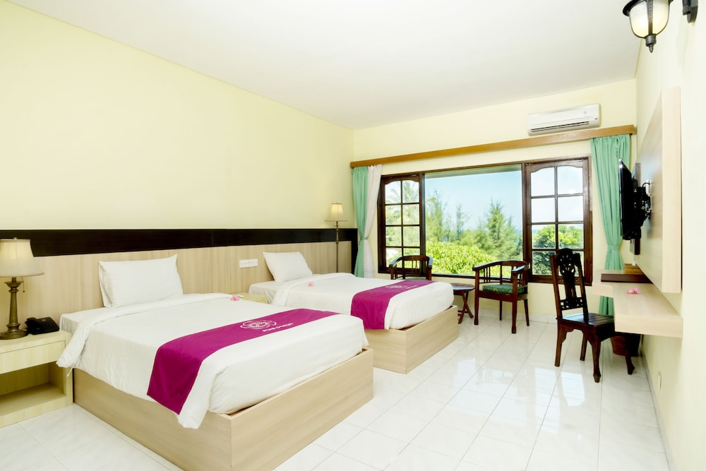 Puri Saron Senggigi Beach Hotel 13/63