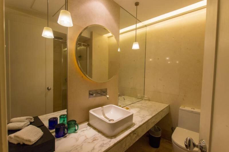 Hiyet Oriental Hotel Zhongshan 44/47