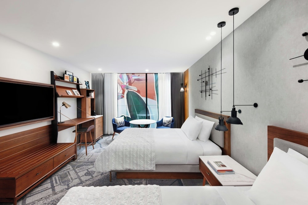Le Meridien Melbourne 13/50