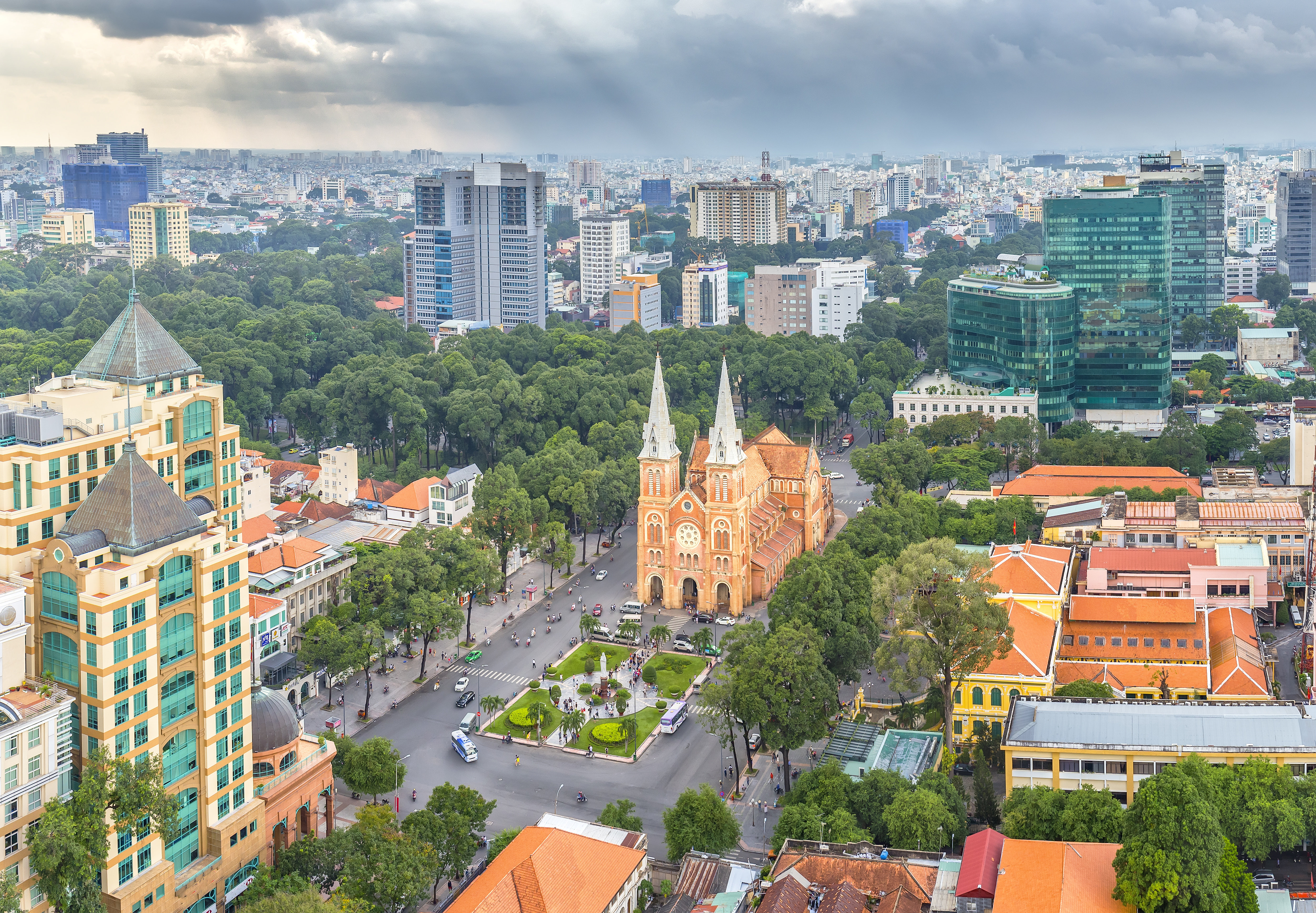 Oakwood Hotel and Apartments Saigon 77/81
