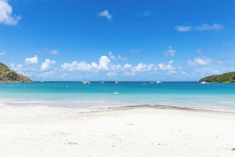 Anse Marcel Beach Resort 45/50