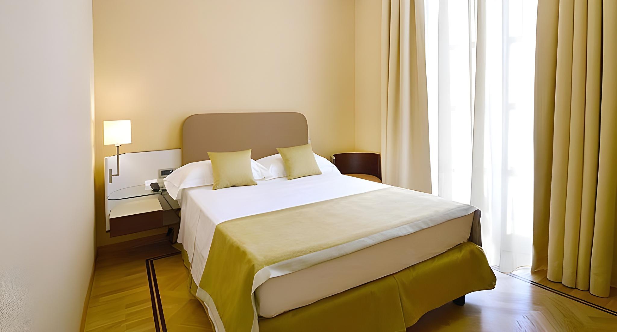 Classic, Single, French Bed