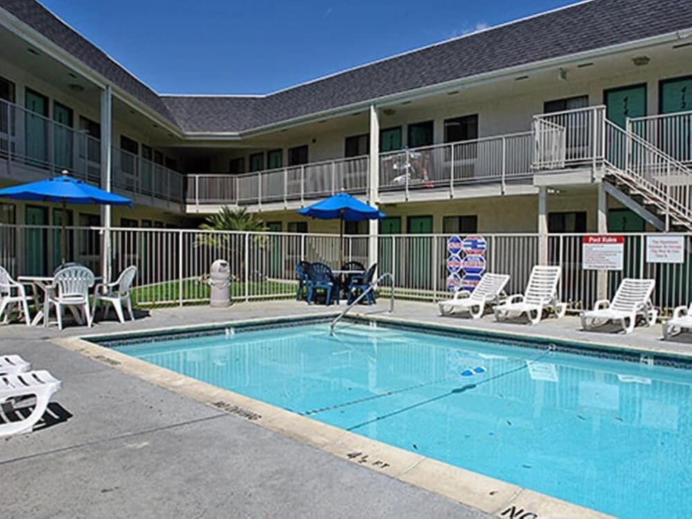 Motel6 Fremont, CA – North 7/58