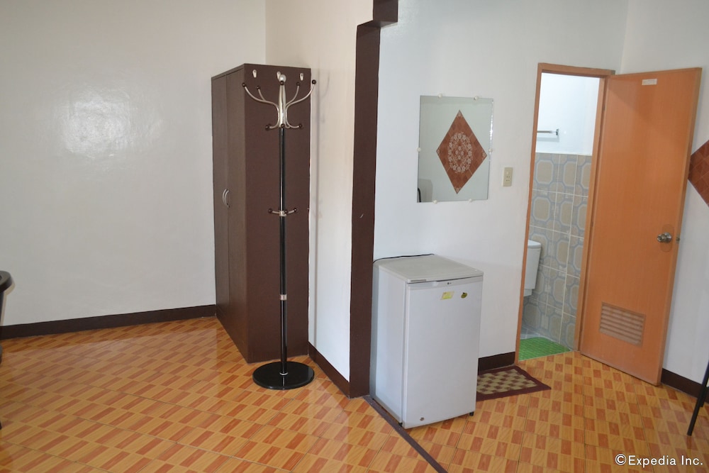Antonio's Apartelle & Suites 26/66