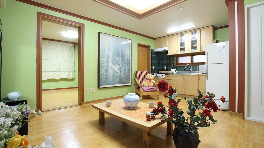 Gyeongju Kb Pension 26/40