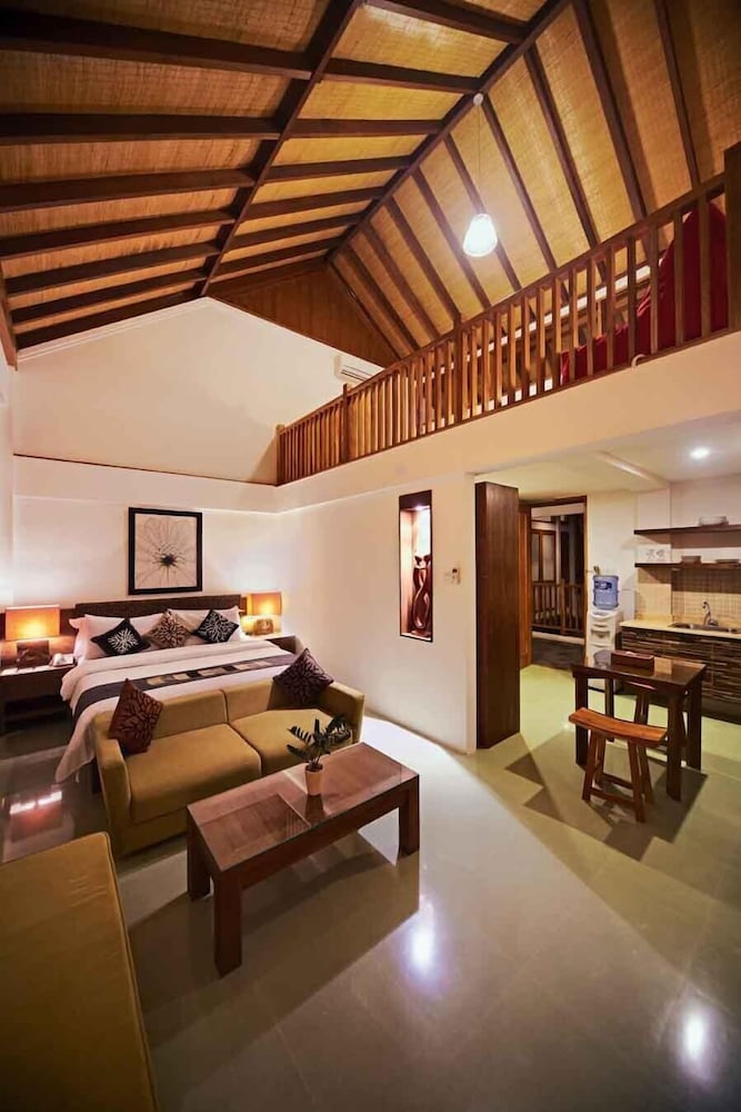 Villa Damar 28/36