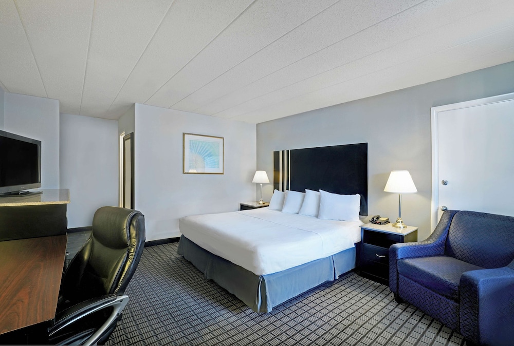 Motel6 Washington, PA 24/41