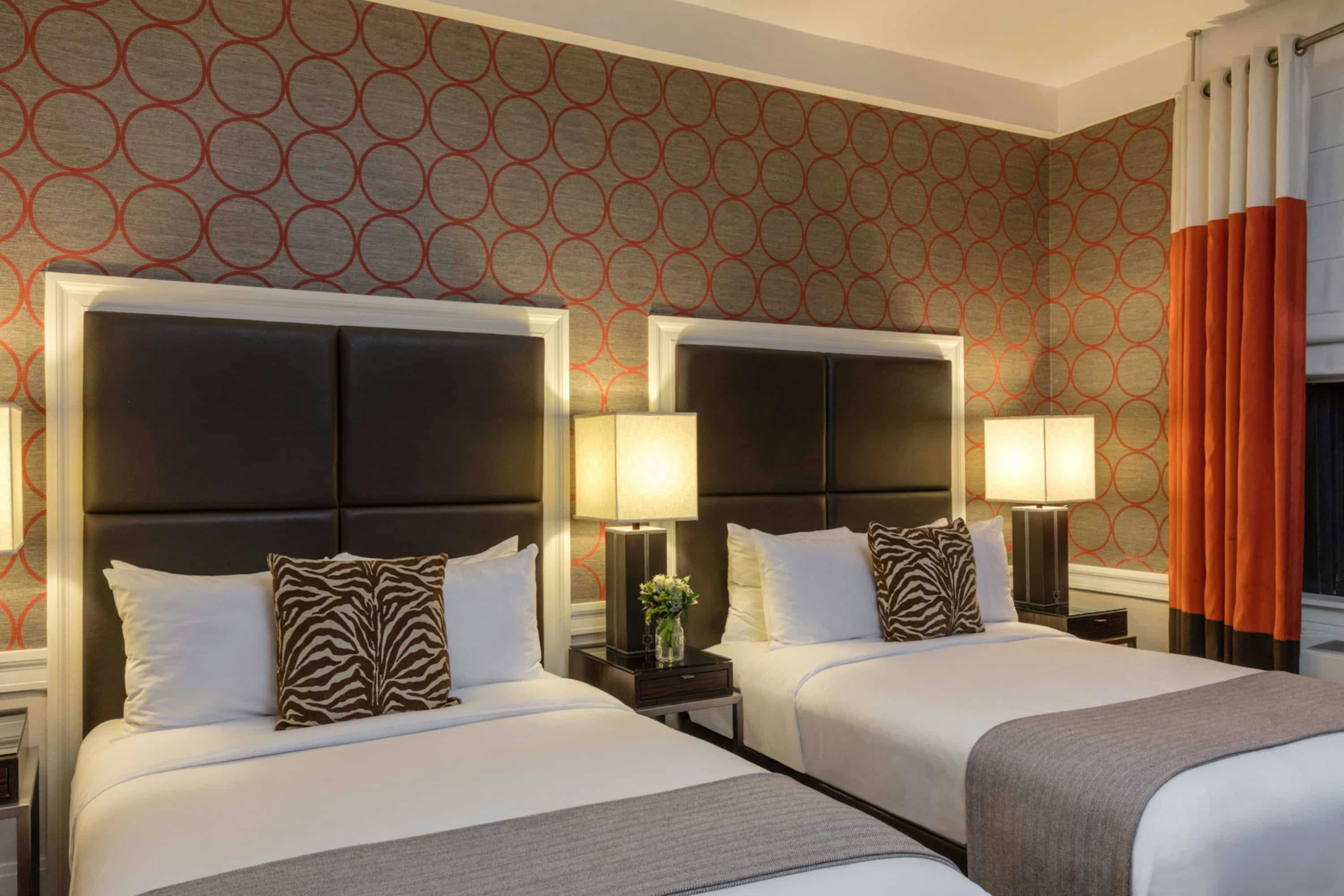 SUPERIOR, 2 DOUBLE BEDS