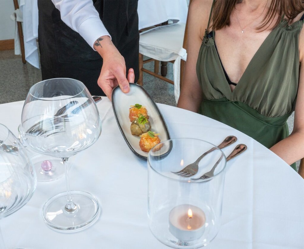 Vidi Miramare & Delfino 37/50