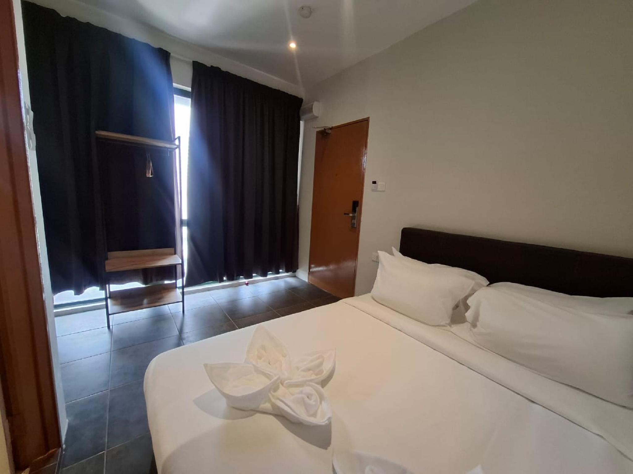Room at Swing & Pillows at Damansara Perdana, PETALING JAYA