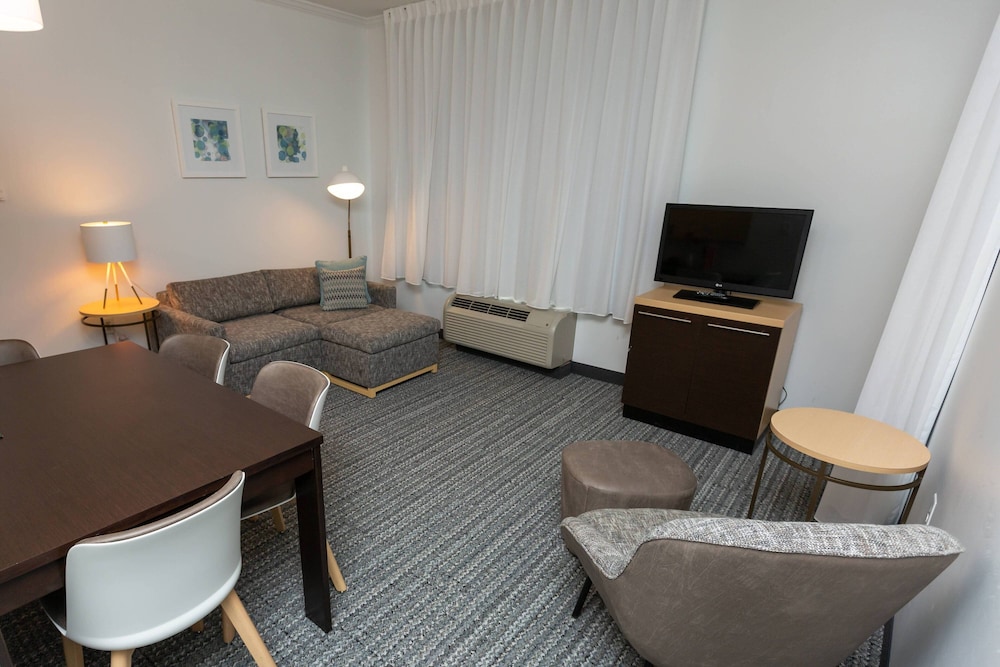 TOWNEPLACE SUITES BOWLING GREEN 31/44
