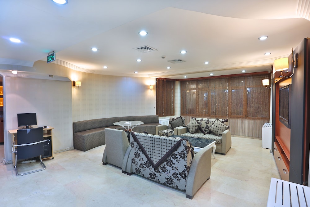 Budo Hotel 41/58