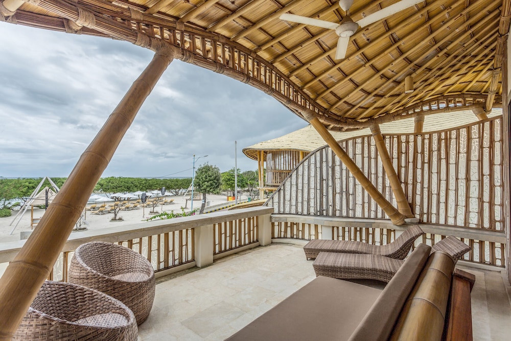Pearl Sunset Resort 38/65