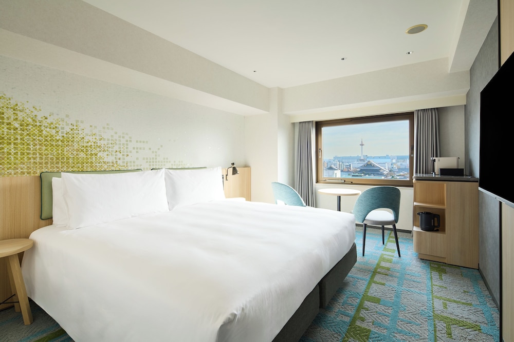 Standard, King Bed
