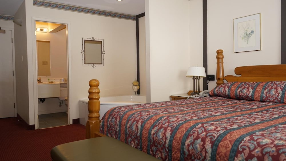 Mcintosh Country Inn & Conference Centre 26/69