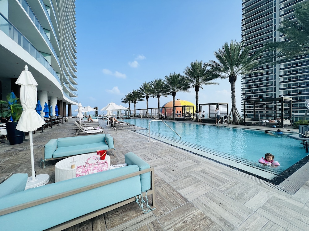 Lyfe Resort & Residences 37/66
