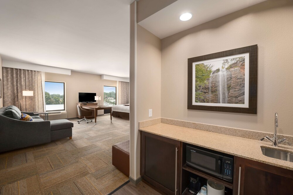 Hampton Inn & Suites Lavonia 22/38
