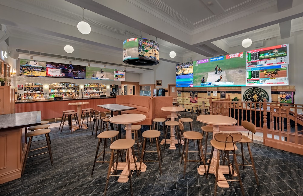 Criterion Hotel Sydney 53/64