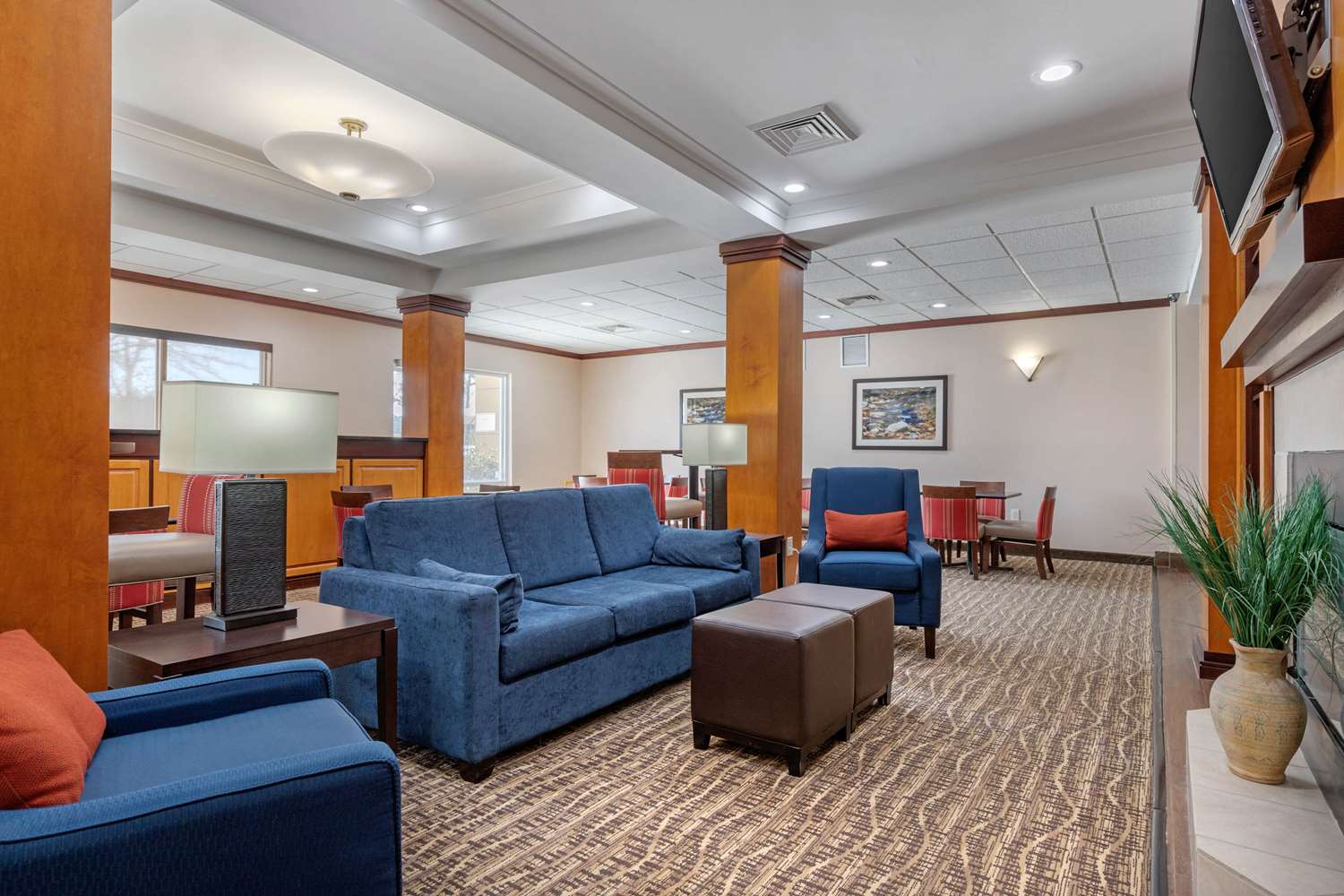 Comfort Inn & Suites Camden, SC 10/24