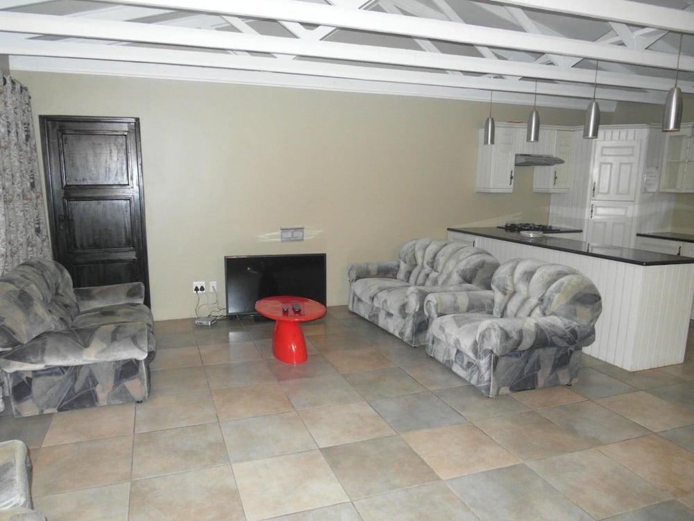 Lake Sands Manor 18/27