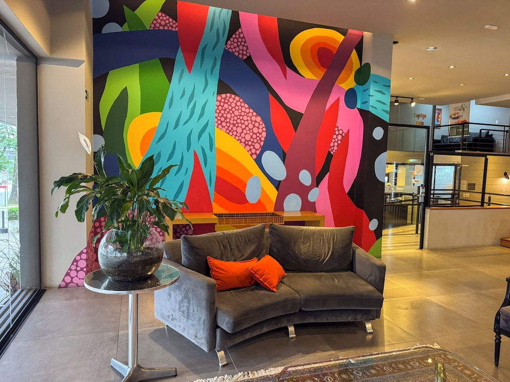Coral Tower Trade Center Hotel 26/49