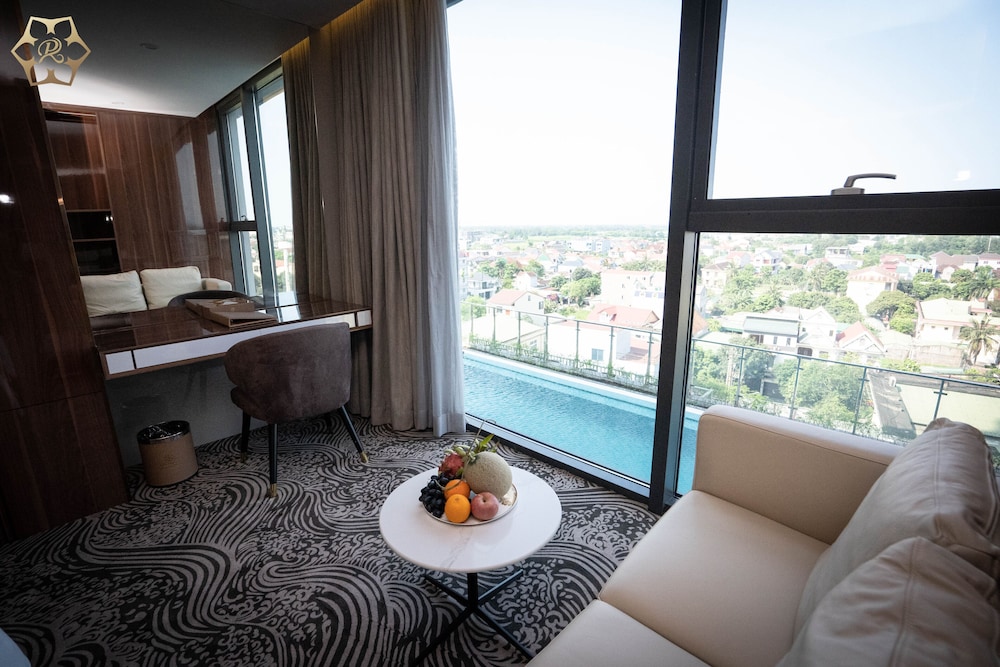 Cua Dong Luxury Hotel 48/70